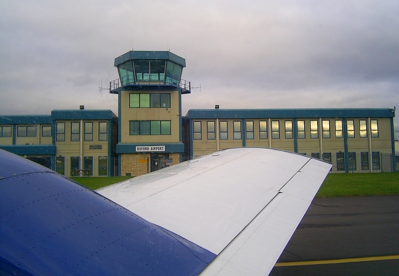 Aeroportos de Oxford Aeroportos de Oxford