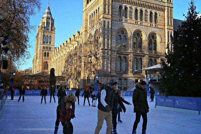 Patinação no gelo em Londres Patinação no gelo em Londres
