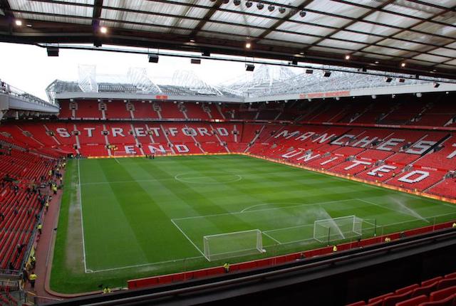 Estádio Old Trafford em Manchester Estádio Old Trafford em Manchester